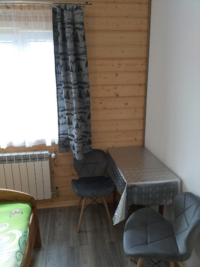 Penzion Dom - Nad Potokiem Lutowiska Exteriér fotografie